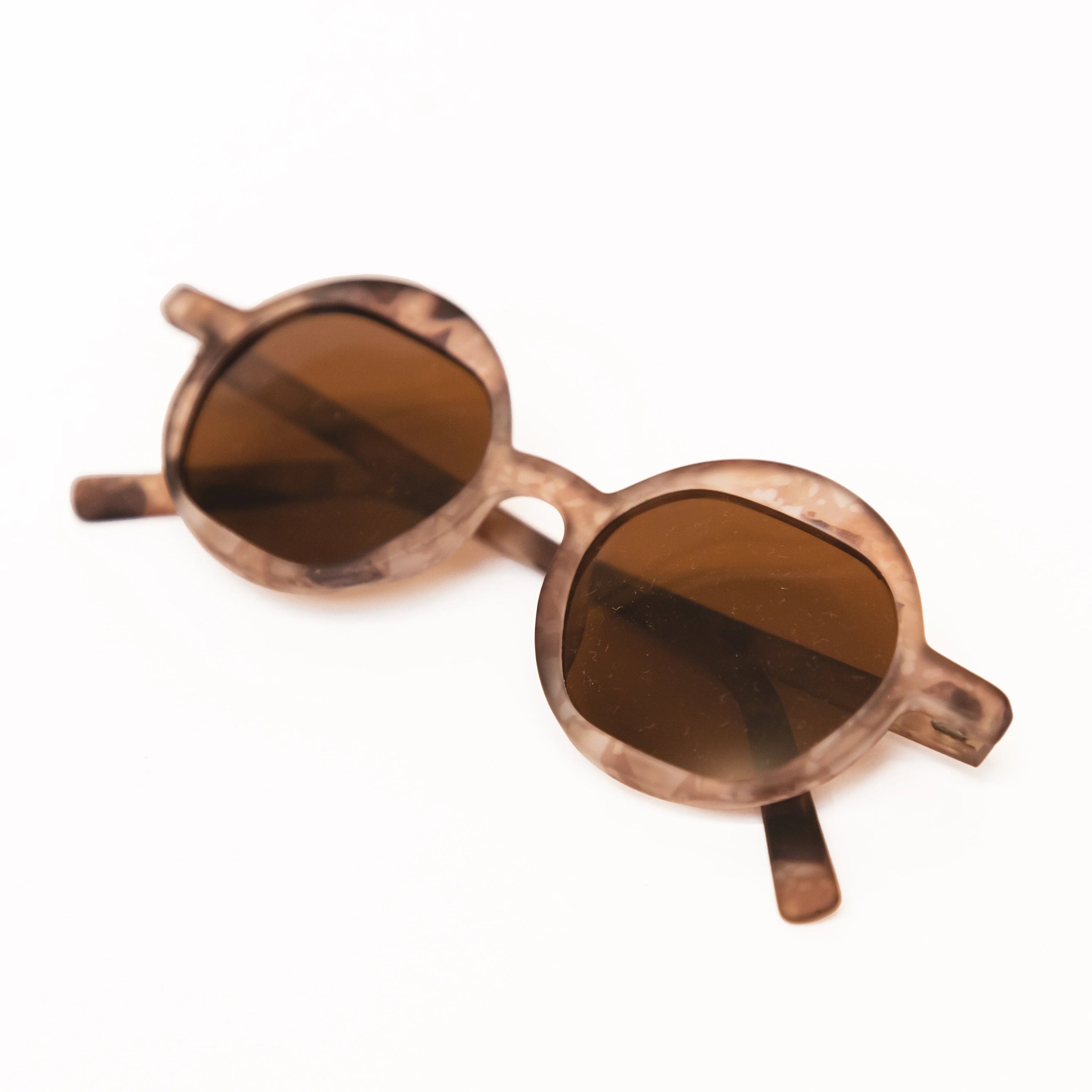 Mrs. Ertha Zonnebril Egxies Sunnies | +6Y Wild Stone