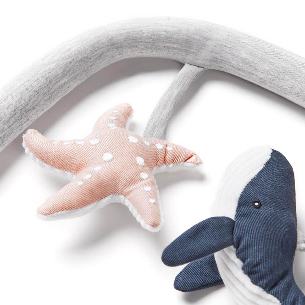 Ergobaby Evolve Speelboog Voor Wipstoeltje | Ocean Wonders Light Grey