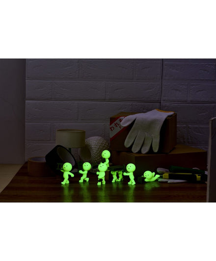 Smiski Gelukspopje Moving Serie Glow in the dark (Max 2 Stuks)