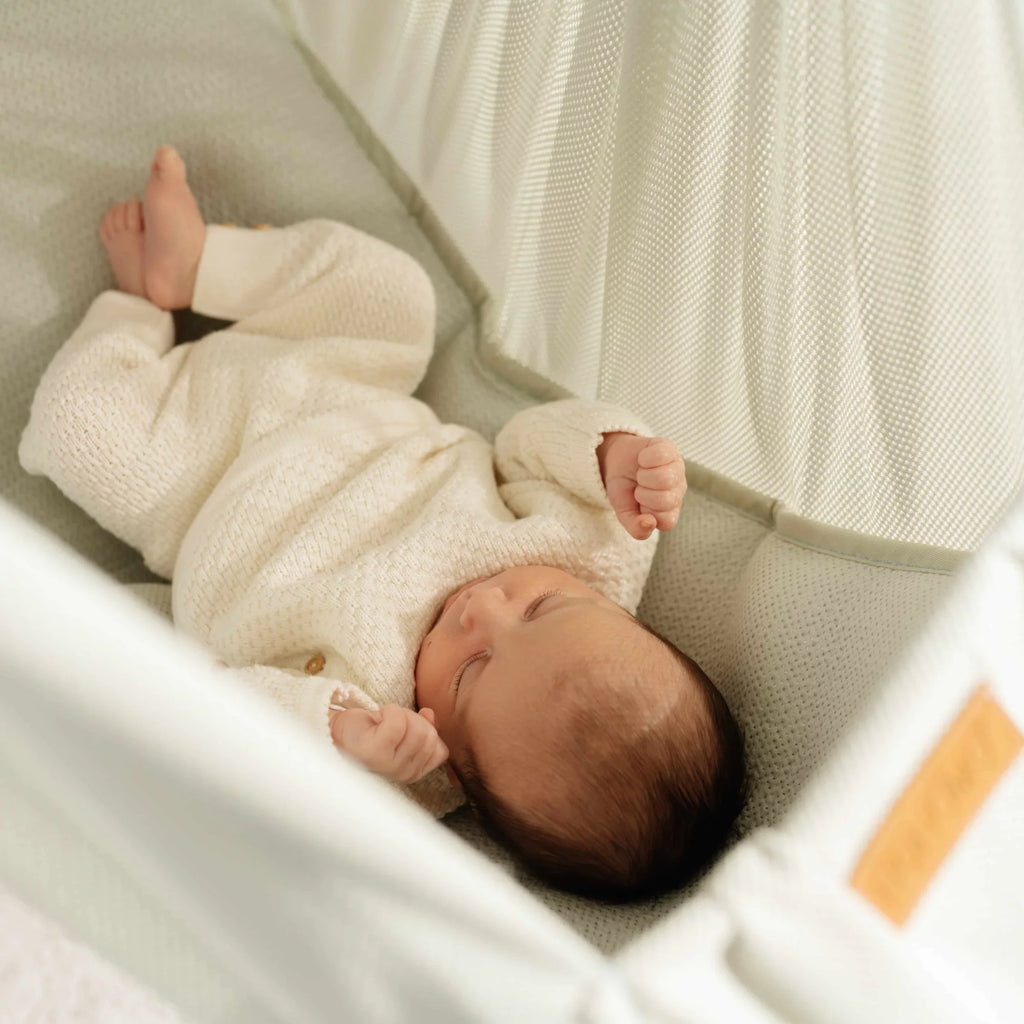 Nonomo Heavenly Dreams Baby Premium Wieg Olive + Move +  Tipi Stand (stokken) White