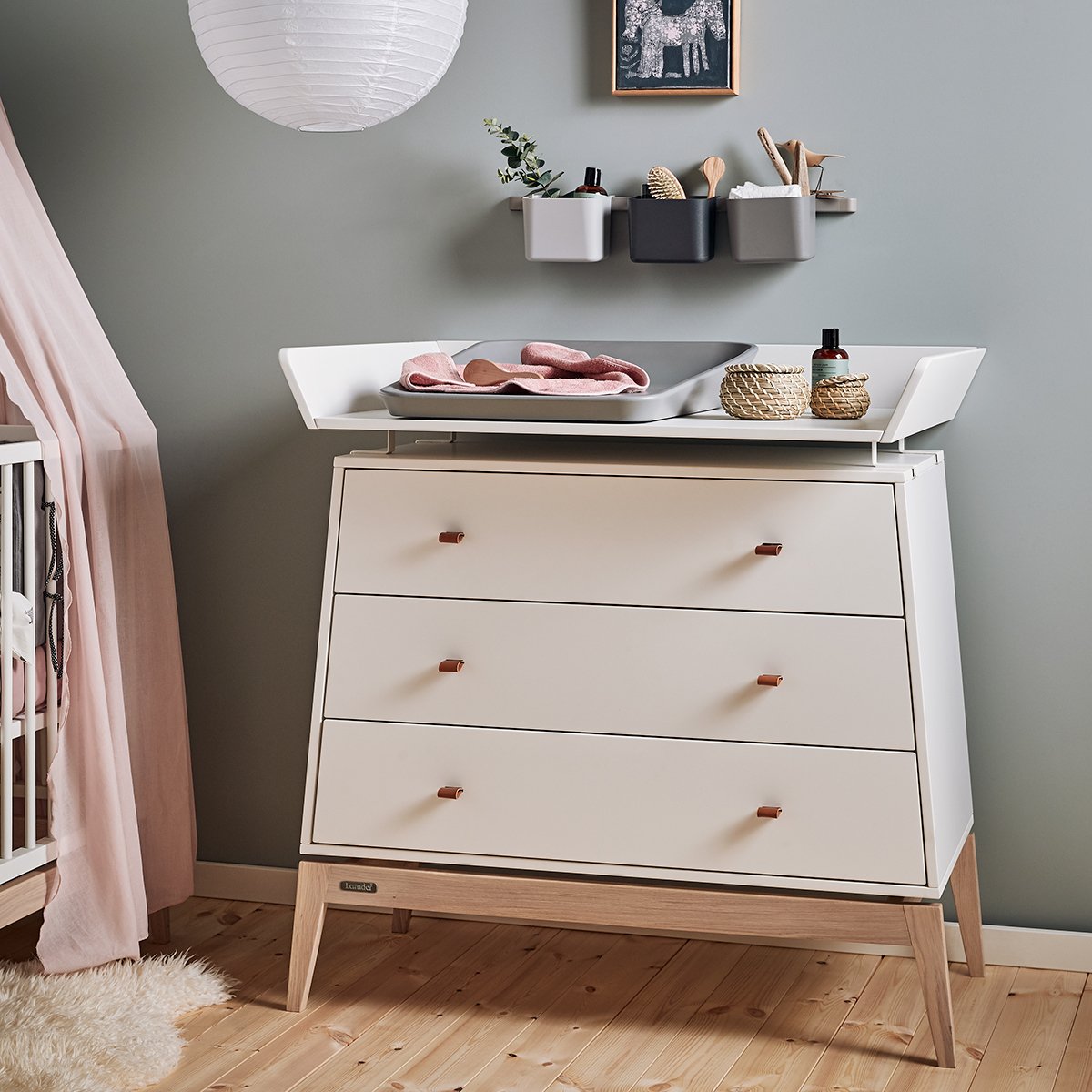 Leander Luna Dresser I White/Oak